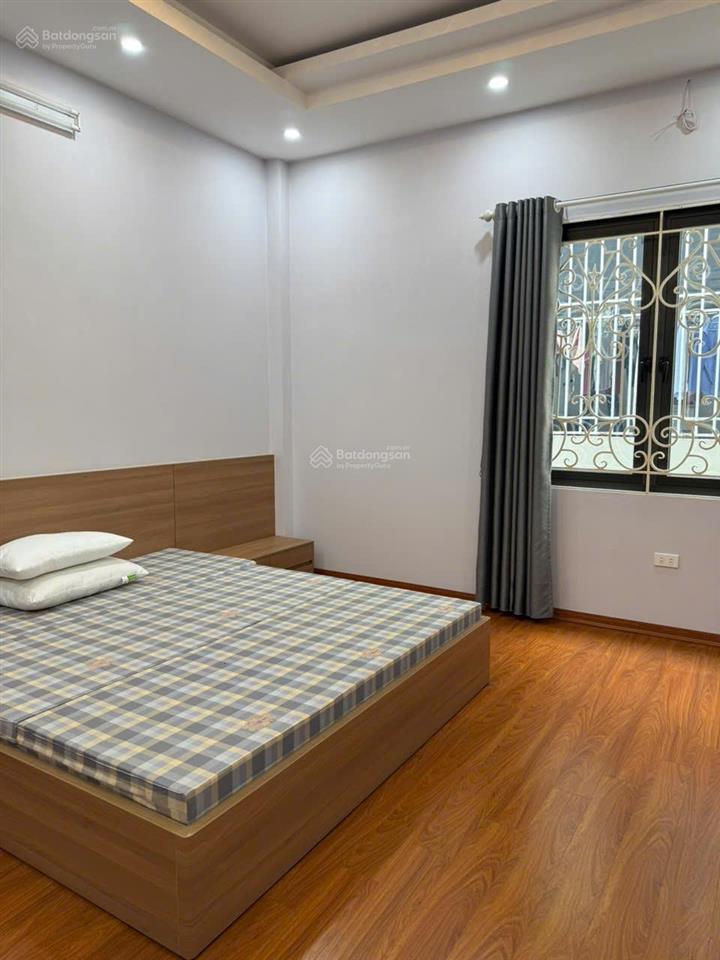 Bán nhà giang biên 75m², 5 tầng thang máy, ô tô đỗ cửa, full nội thất, giá 19 tỷ