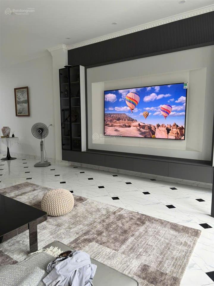 Bán nhà giang biên 75m², 5 tầng thang máy, ô tô đỗ cửa, full nội thất, giá 19 tỷ
