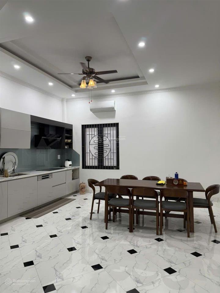 Bán nhà giang biên 75m², 5 tầng thang máy, ô tô đỗ cửa, full nội thất, giá 19 tỷ