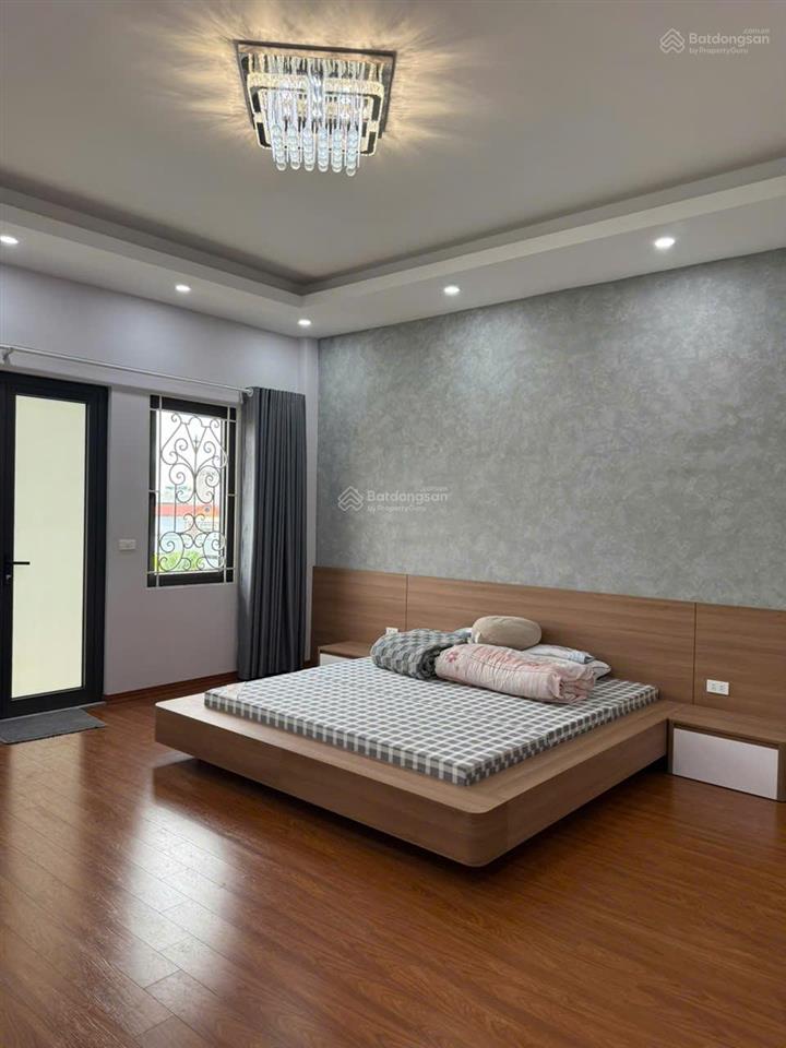 Bán nhà giang biên 75m², 5 tầng thang máy, ô tô đỗ cửa, full nội thất, giá 19 tỷ