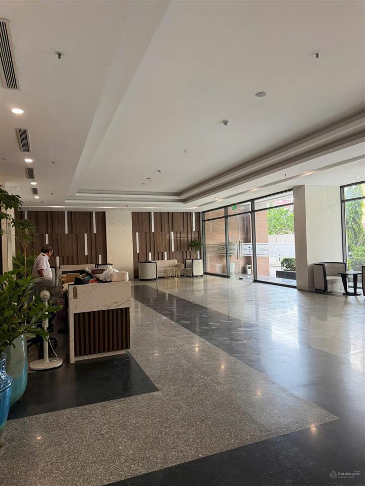 Cc gần aeon long biên cầu vĩnh tuy 2pn view thoáng, tầng 8 đẹp, chỉ 8 tỷ