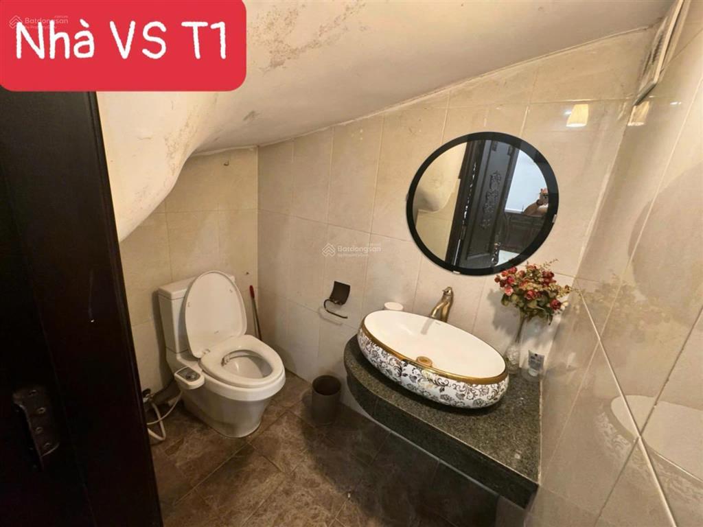Cho thuê biệt thự song lập anh đào 6 vinhomes riverside 166m², 3pn chỉ 45tr/tháng