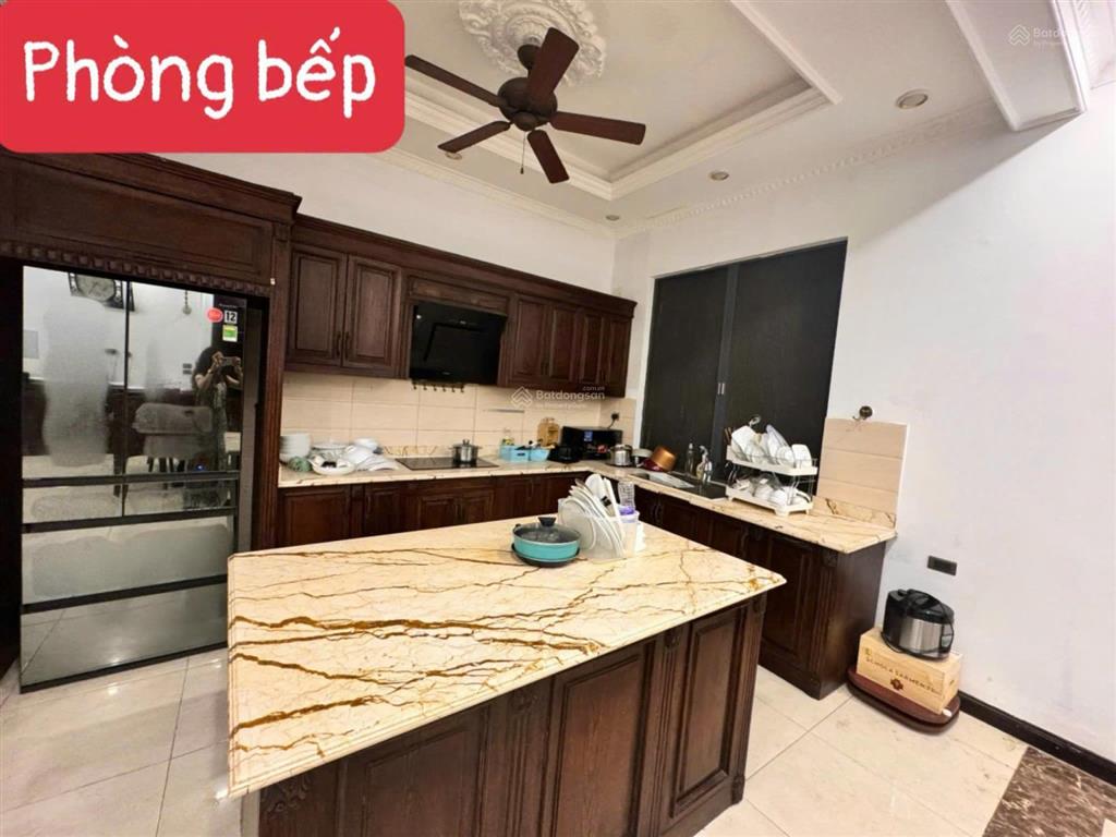 Cho thuê biệt thự song lập anh đào 6 vinhomes riverside 166m², 3pn chỉ 45tr/tháng