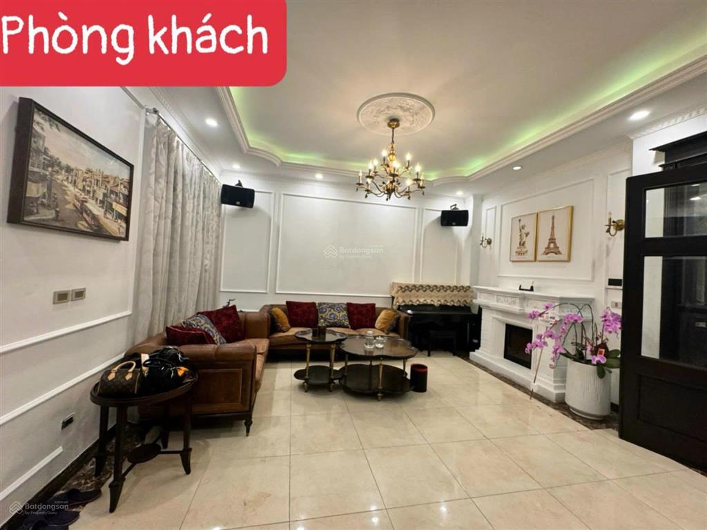 Cho thuê biệt thự song lập anh đào 6 vinhomes riverside 166m², 3pn chỉ 45tr/tháng