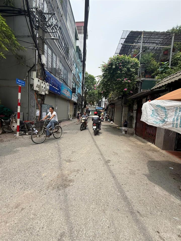 Bán nhà chu huy mân ngay chợ phúc đồng 7,1 tỷ 5 tầng