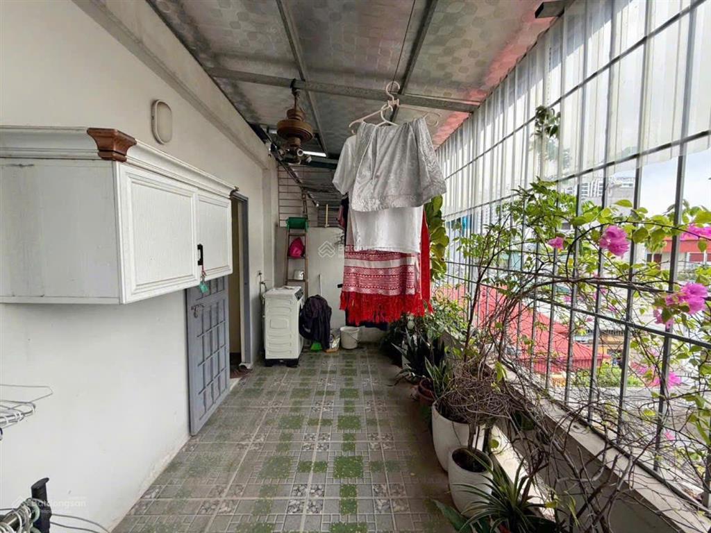 Bán nhà chu huy mân ngay chợ phúc đồng 7,1 tỷ 5 tầng