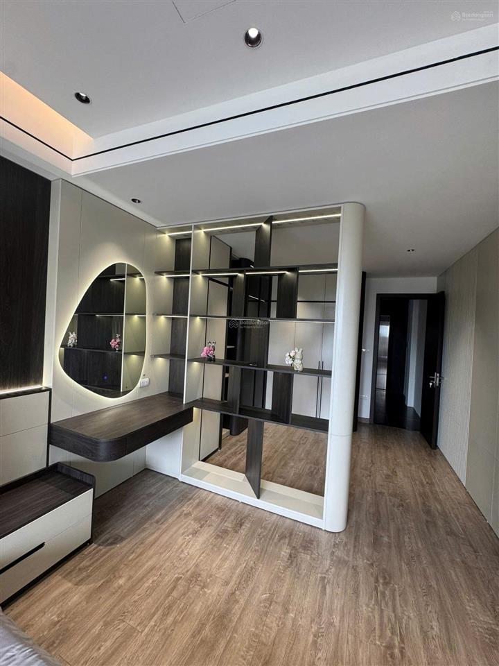 Nhà 7 tầng thang máy gara 2 ô tô view cầu đông trù & vin cổ loa full nội thất 16,2 tỷ