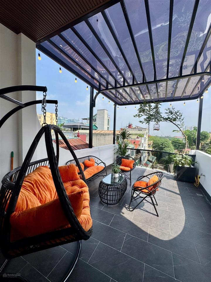 Nhà 7 tầng thang máy gara 2 ô tô view cầu đông trù & vin cổ loa full nội thất 16,2 tỷ
