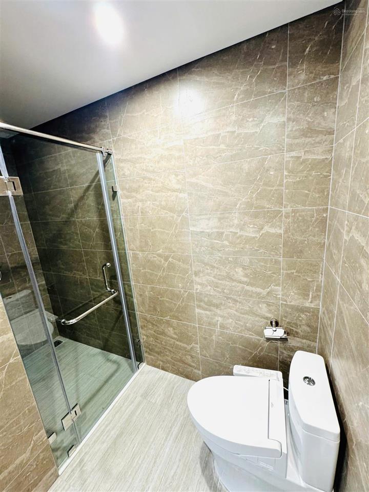Chính chủ bán căn góc 2pn vinhomes ocean park gia lâm 64m2 giá 4,8 tỷ có khách thuê 7,5tr/tháng