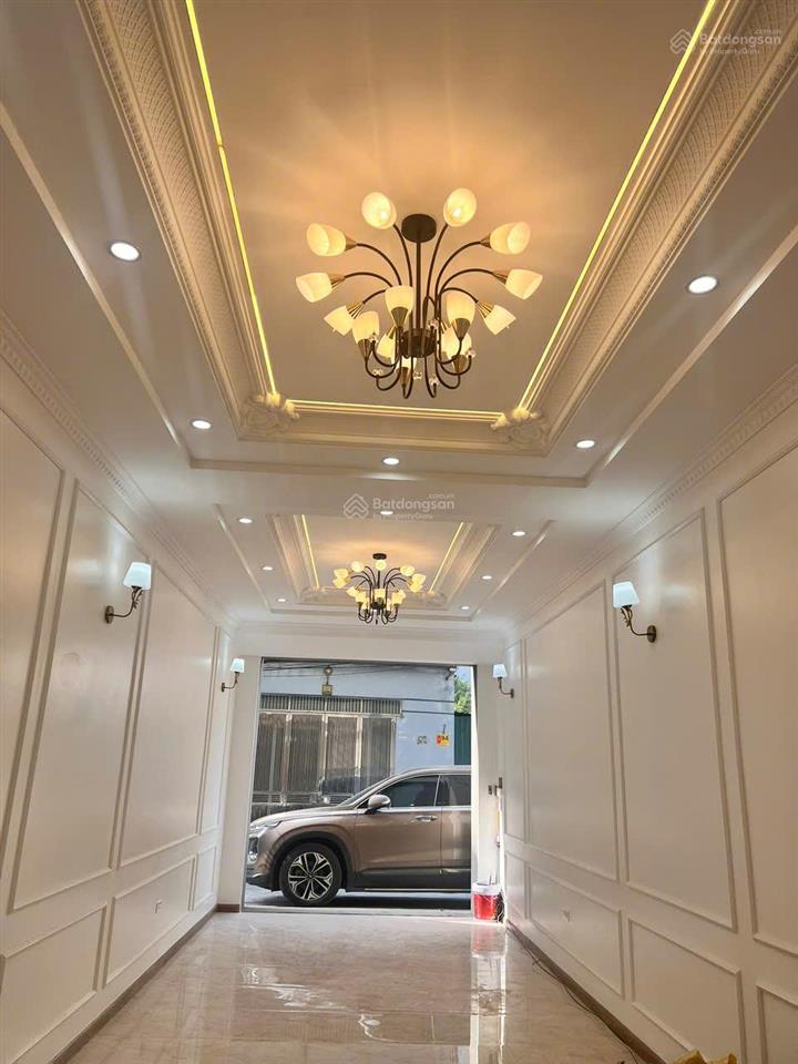 Nhà ngọc thụy hồng tiến, long biên 60m², 6 tầng thang máy, đường 6m vỉa hè 2m, kinh doanh, 18 tỷ