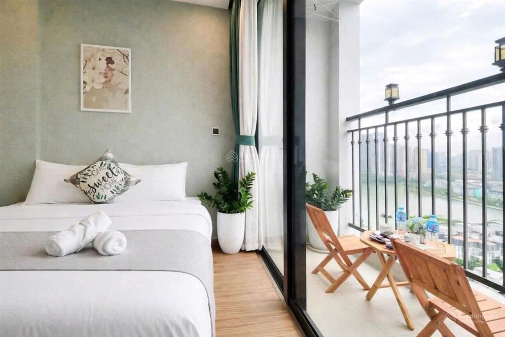 Bán tòa nhà căn hộ dịch vụ phúc lợi long biên 90m2, 6 phòng cho thuê, dòng tiền 25 triệu/tháng