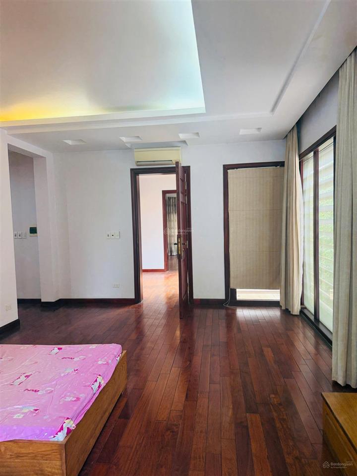 Hàng hiếm sài đồng biệt thự phân lô 305m2, mặt tiền 13m, hàng hiếm giá 7x tỷ
