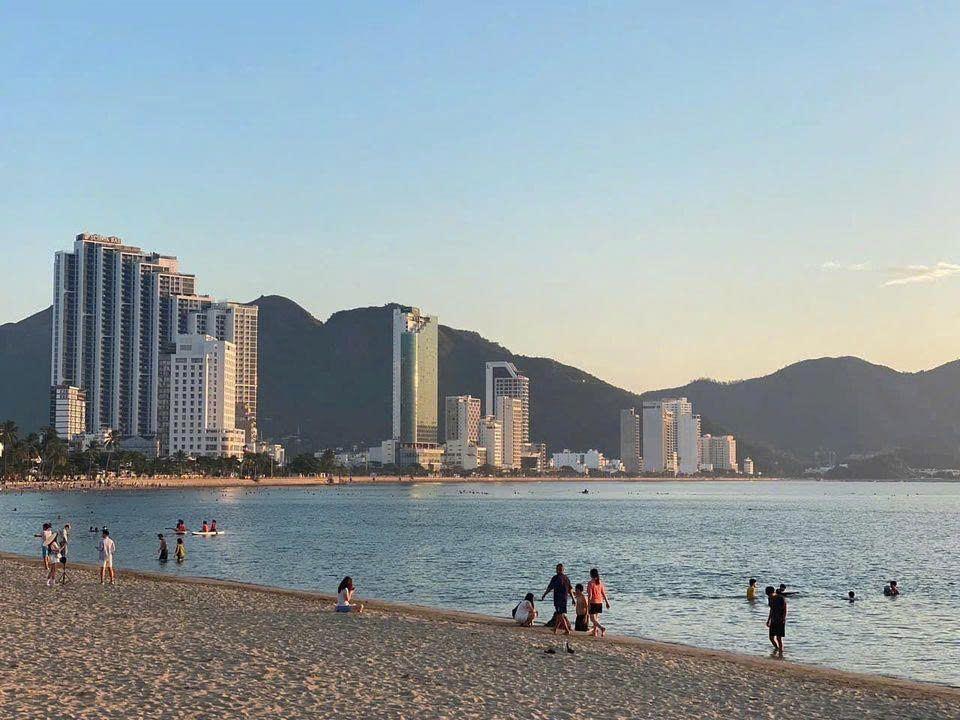 Bán Nhà – Đoàn Trần Nghiệp – Sát Biển Hòn Chồng