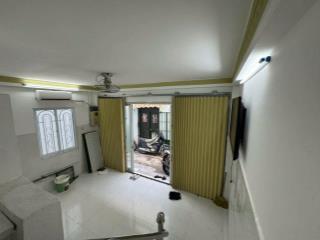 Lên Đơn Nhà Nhỏ Xinh – Sát Đường Lớn Lê Đại Hành - Chỉ 2,42 Tỷ