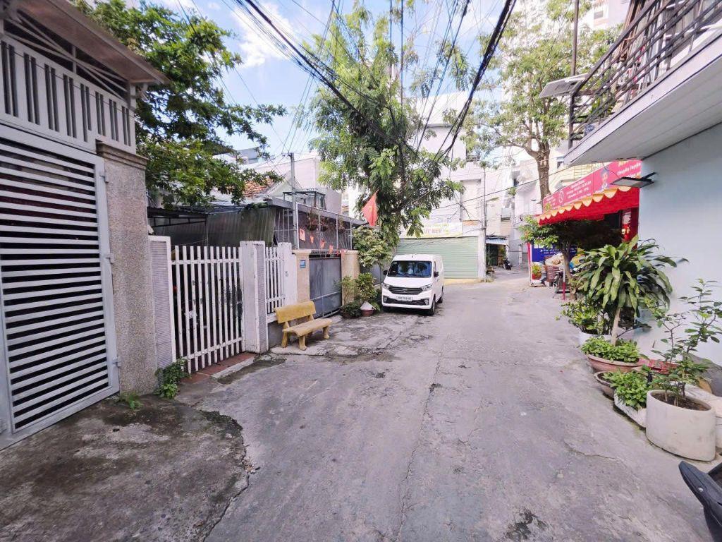 Bán nhà 3 tầng Đ.Nguyễn Đình Chiểu – gần Đại Học Nha Trang