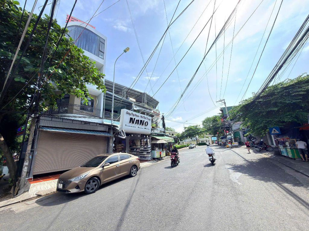 Bán nhà 3 tầng Đ.Nguyễn Đình Chiểu – gần Đại Học Nha Trang