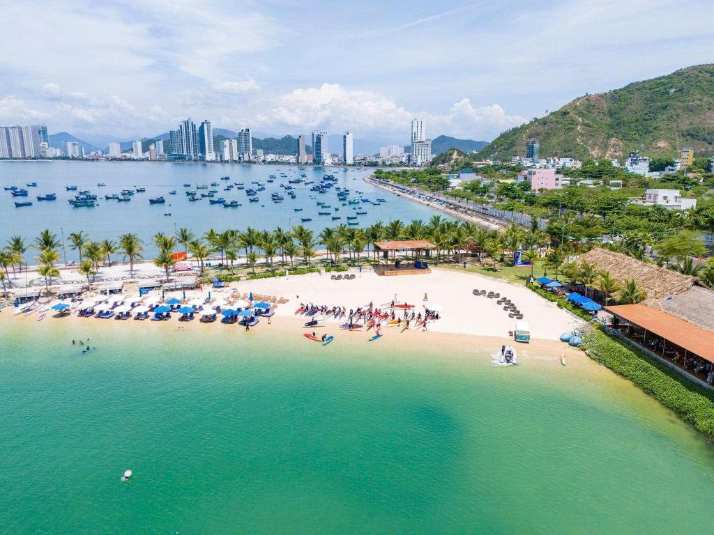 "ĐẤT MẶT TIỀN KINH DOANH GẦN BIỂN HÒN XỆN 