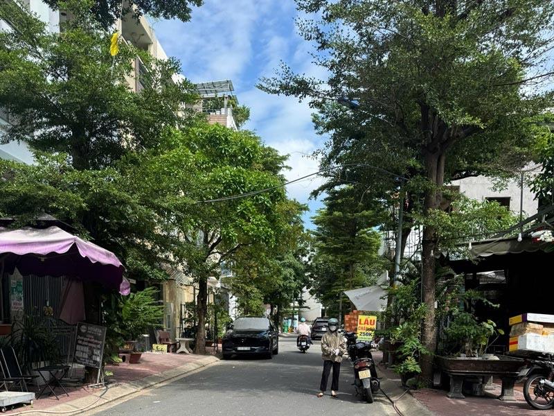 Chị gái tôi chuyển chỗ ở muốn sang lại nhanh thửa đất lớn trong KDC Kim Sơn