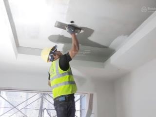 Tôi cần bán gấp căn hộ 1pn, 1wc, dt 54m2, view hồ bơi, lỗ 100tr, giá 1,868 tỷ, miễn tiếp cò lái