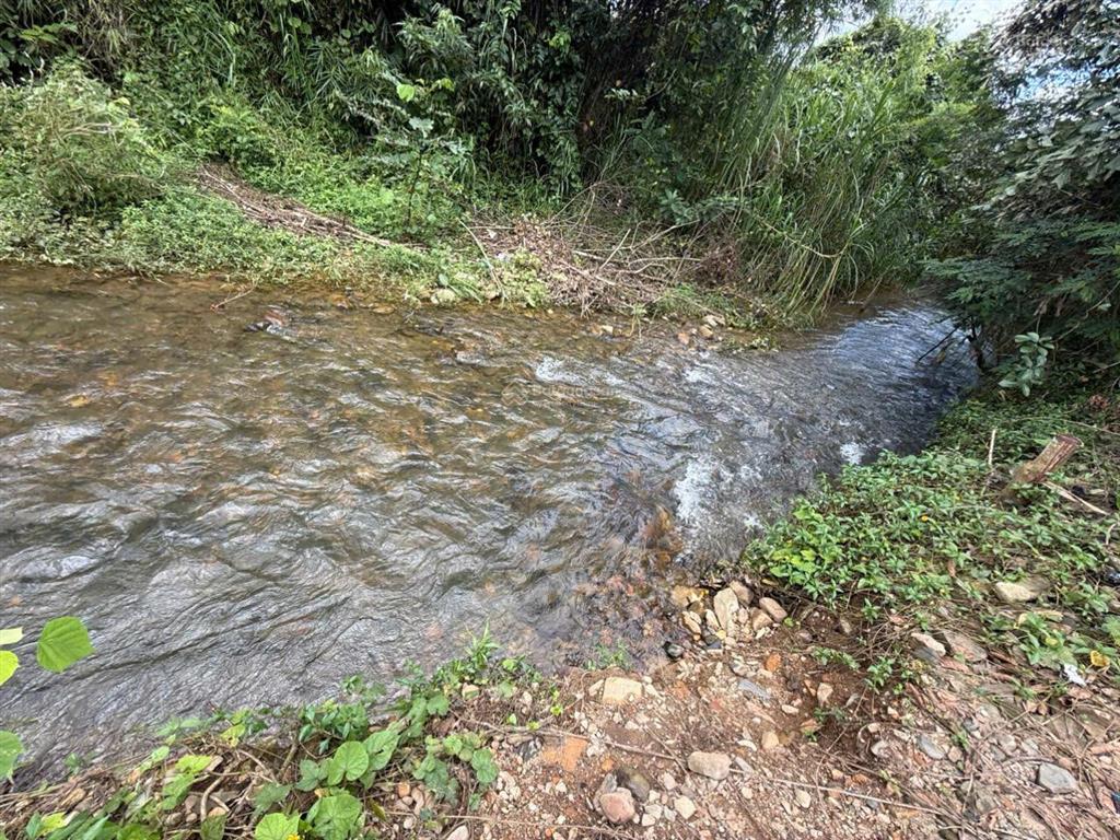 Cần bán mảnh vườn nghỉ dưỡng toạ lạc tại xã đạploa cũ nay là xã đạ huoai 3 với diện tích 4000 m2