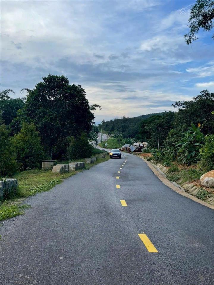 Em cần bán đất đẹp 1505m2 view rừng nguyên sinh  đạ huoai 3 nở hậu, sau giáp suối, sổ đỏ chính chủ