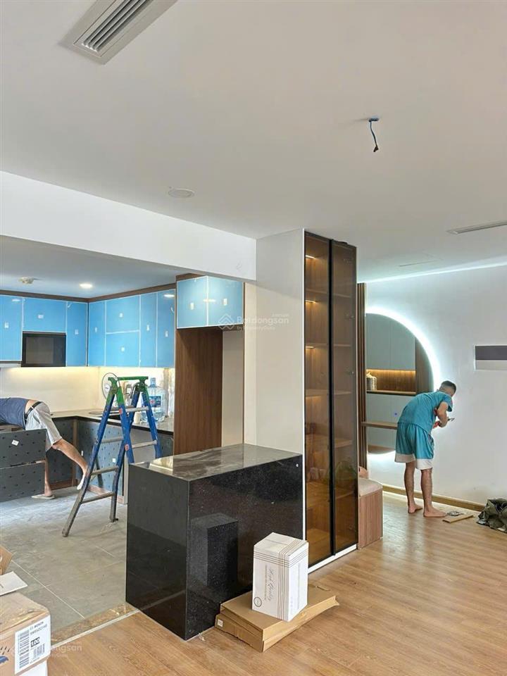 Em cho thuê chcc paragon hà nội, toà a, 140m2, 3 ngủ, full đồ đầy đủ