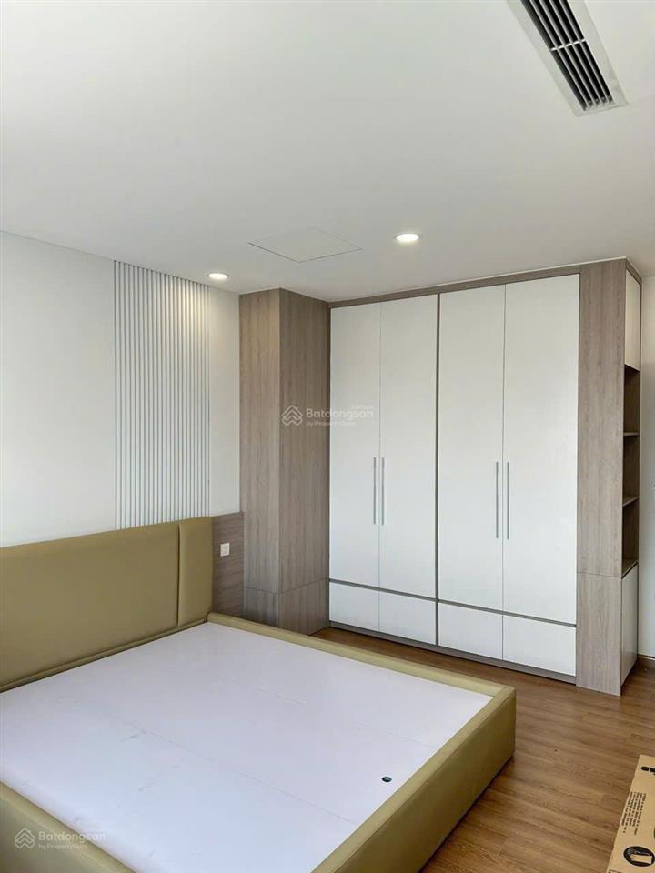 Em cho thuê chcc paragon hà nội, toà a, 140m2, 3 ngủ, full đồ đầy đủ