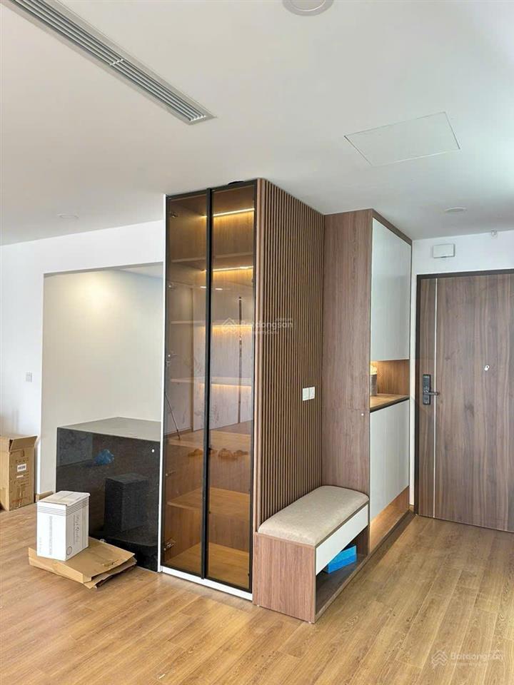 Em cho thuê chcc paragon hà nội, toà a, 140m2, 3 ngủ, full đồ đầy đủ