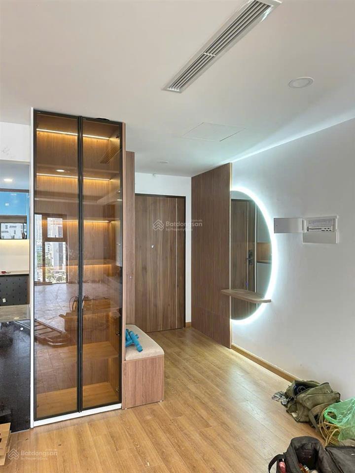 Em cho thuê chcc paragon hà nội, toà a, 140m2, 3 ngủ, full đồ đầy đủ