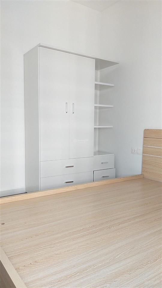 D'capitale cho thuê c2 làm văn phòng hoặc ở, ch 51m2  1,5 ngủ, giá 14tr/tháng có lót gửi oto