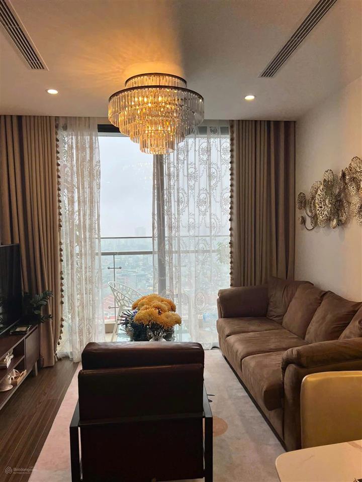 Em cho thuê chcc vinhomes west point toà w3  2 ngủ  2wc  full đồ giá 18tr/tháng
