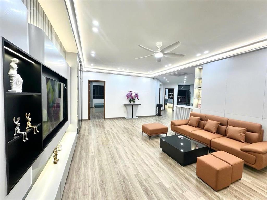 Cc cho thuê cc 4pn ở mặt đường gần vũ tông phan, 15 triệu