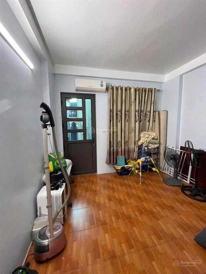 Cc cho thuê nhà 5 tầng 4pn ngõ 376 khương đình