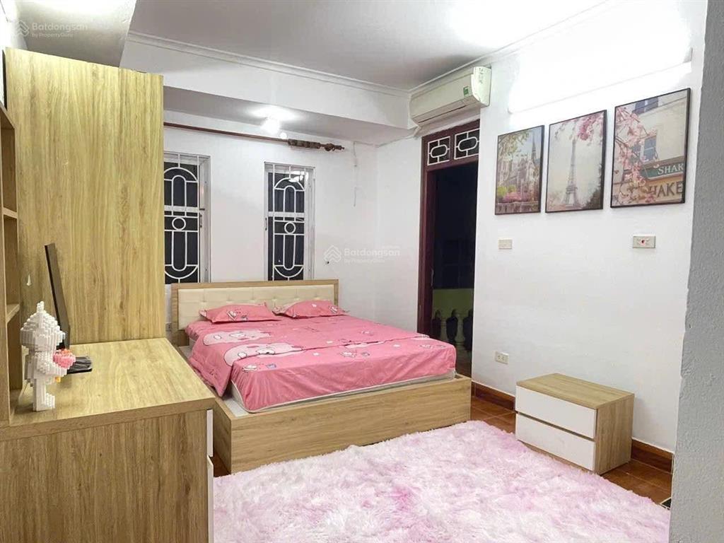 Nhượng chdv đang cho thuê 6pn full đồ, khu phân lô ô tô vỉa hè phan văn trường 15tr