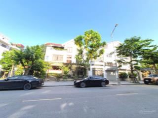 Bán nhà biệt thư kđt văn phú, hà đông, dt 200m2, nhà đẹp.  0398 908 ***