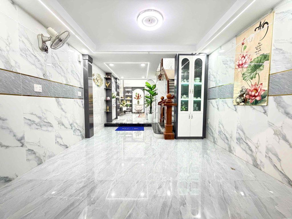 cho thuê nhà nguyên căn giá mềm trục đường Nguyễn Tư Giản p12 gò vấp