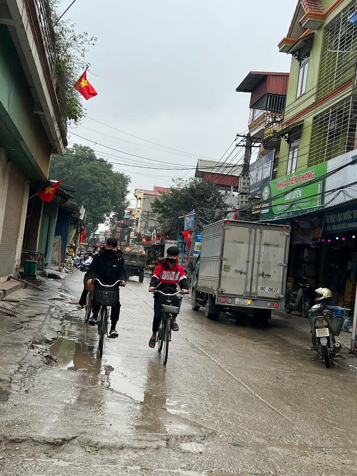 Bán đất Cẩm Sơn- Cẩm Xá ngay cổng chợ lô góc giá 1,x tỷ