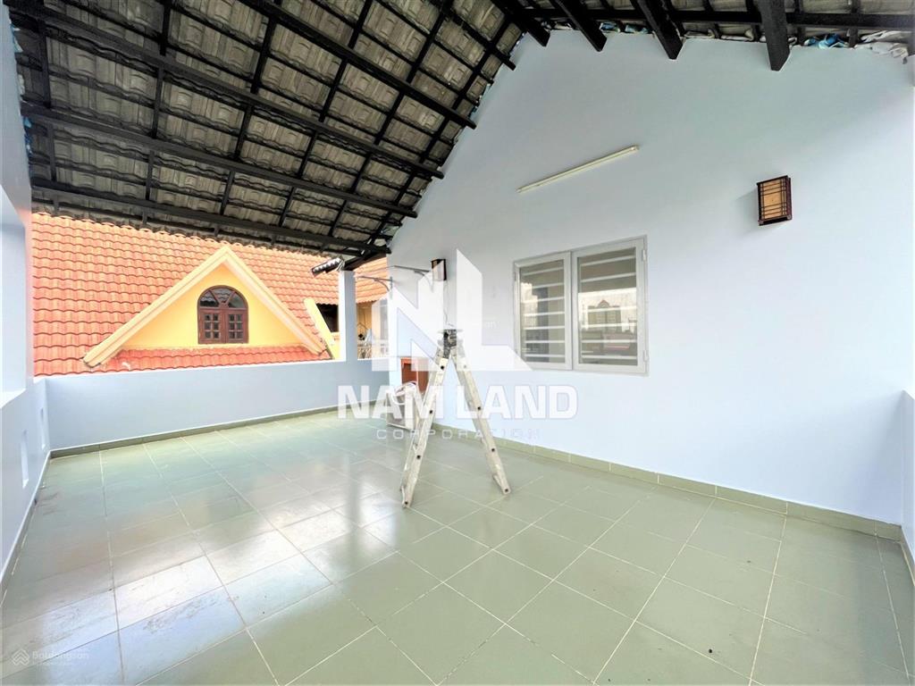 Cho thuê nhà nguyên căn thảo điền sân siêu rộng 3 xe hơi 3 lầu 5 phòng lớn để ở, văn phòng công ty