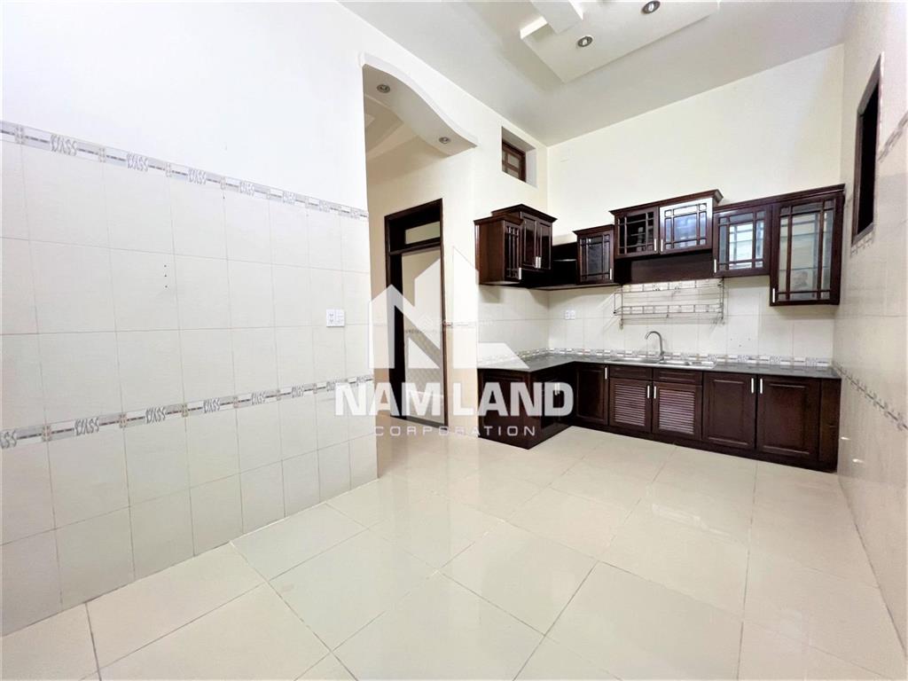 Cho thuê nhà nguyên căn thảo điền sân siêu rộng 3 xe hơi 3 lầu 5 phòng lớn để ở, văn phòng công ty