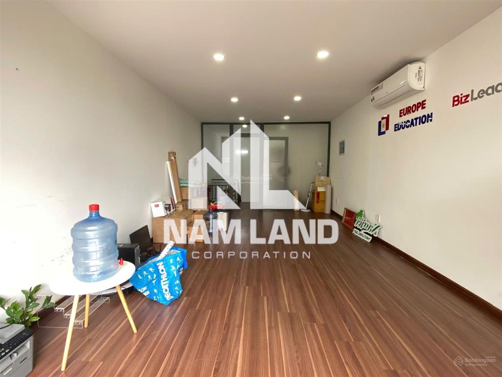 Cho thuê nhà đường 31b phường an phú sân xe hơi trệt trống trên lầu 2 lầu có 2 phòng rất hợp vp, ở