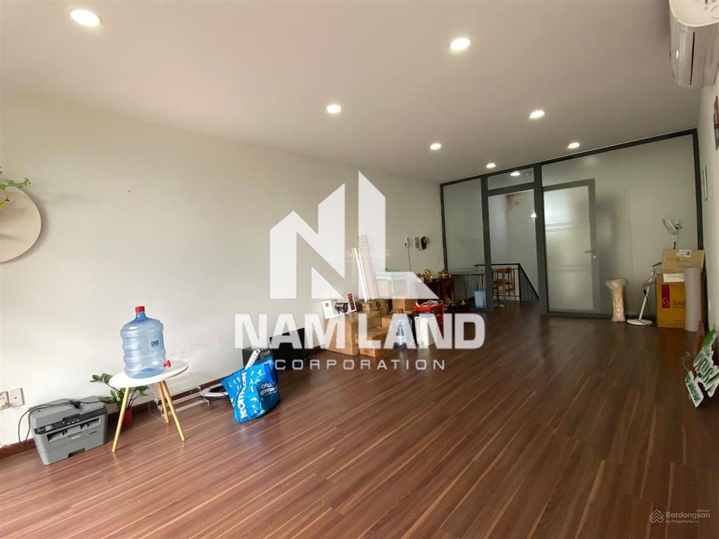 Cho thuê nhà đường 31b phường an phú sân xe hơi trệt trống trên lầu 2 lầu có 2 phòng rất hợp vp, ở