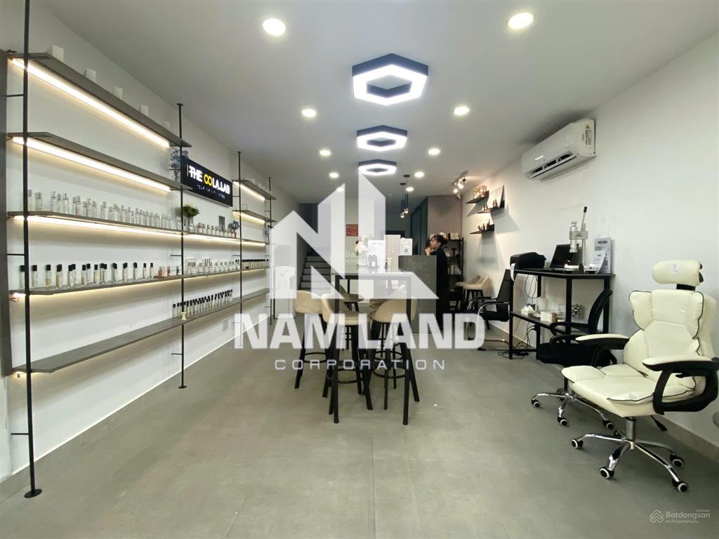 Cho thuê nhà đường 31b phường an phú sân xe hơi trệt trống trên lầu 2 lầu có 2 phòng rất hợp vp, ở