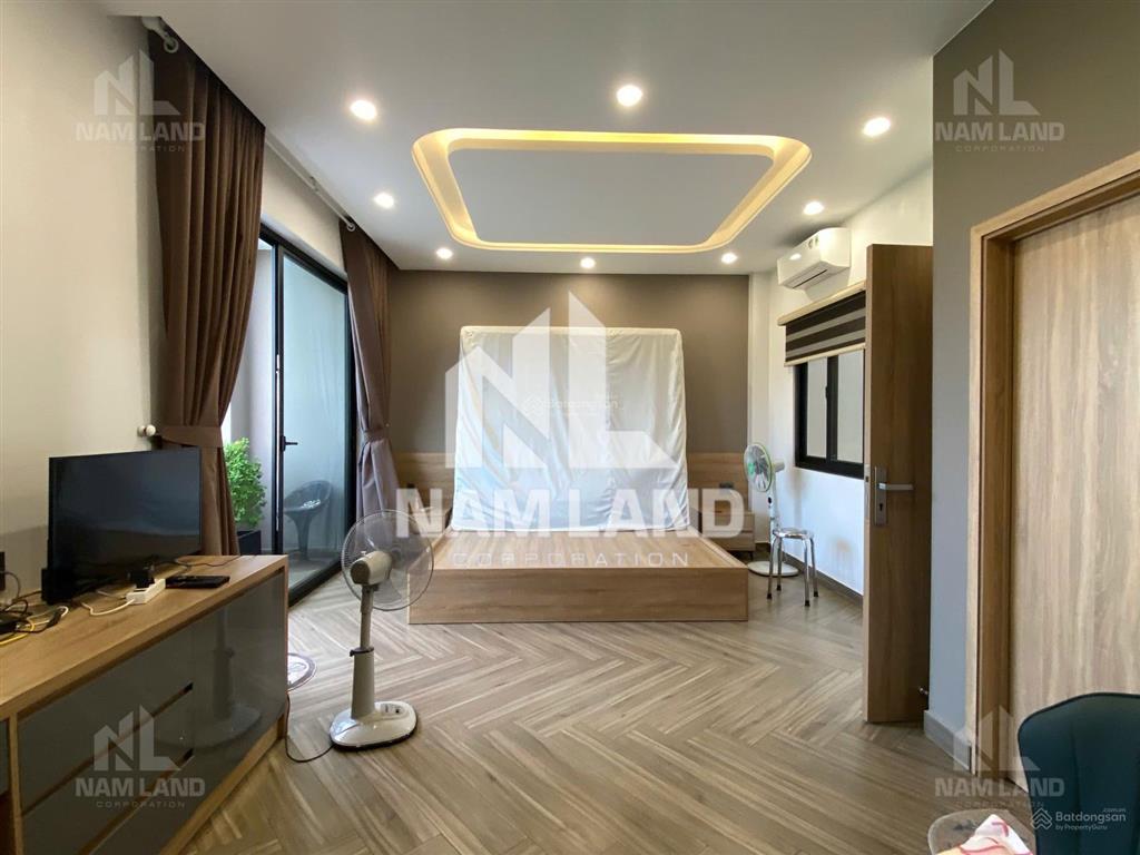Cho thuê dài hạn nhà khu đảo kim cương, gara, 3 lầu, 5 phòng lớn để ở, văn phòng công ty