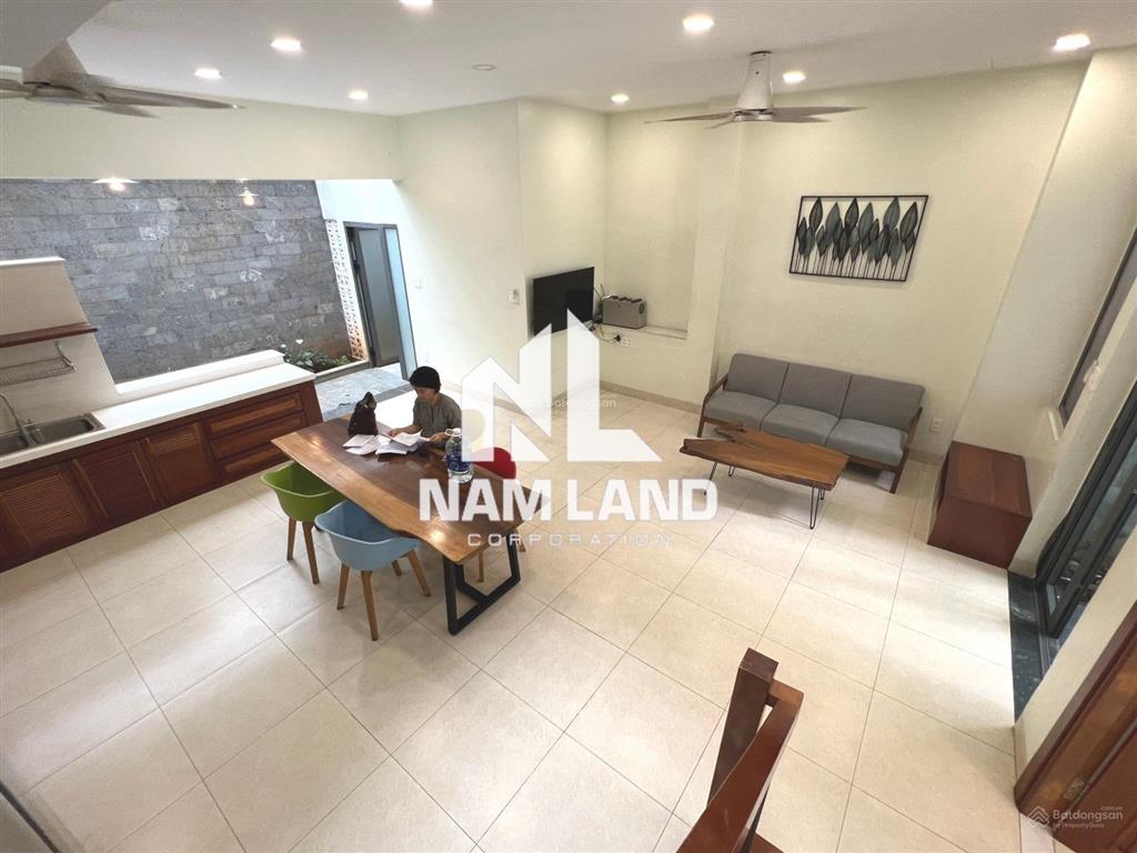 Chị hoa cho thuê nguyên căn nhà đẹp hiện đại 4 phòng, kdc sông giồng, hướng đông để ở văn phòng