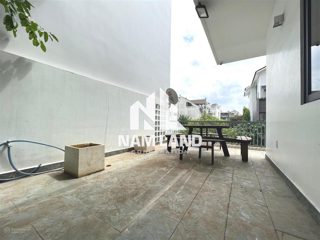 Chị hoa cho thuê nguyên căn nhà đẹp hiện đại 4 phòng, kdc sông giồng, hướng đông để ở văn phòng