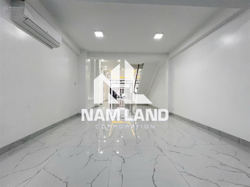 Cho thuê nhà mới 100% sân xe 4 tầng 5 phòng lớn sẵn điều hòa, điện mặt trời tại bình an quận 2