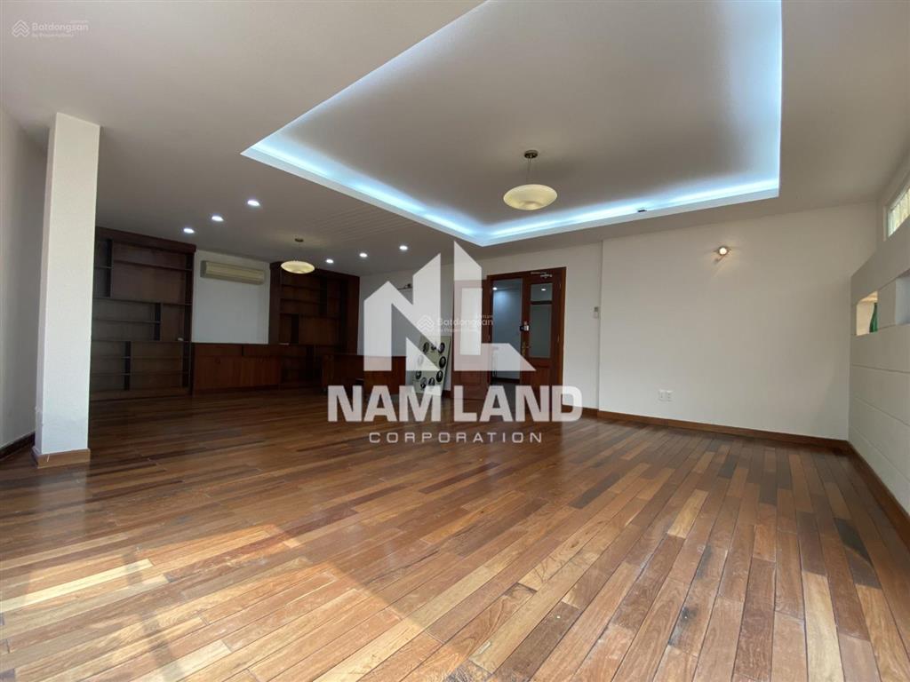 Cô anh cho thuê nhà gần đường trần não 2 mặt tiền có hầm 3 lầu 5 phòng lớn gần sông sài gòn, quận 2