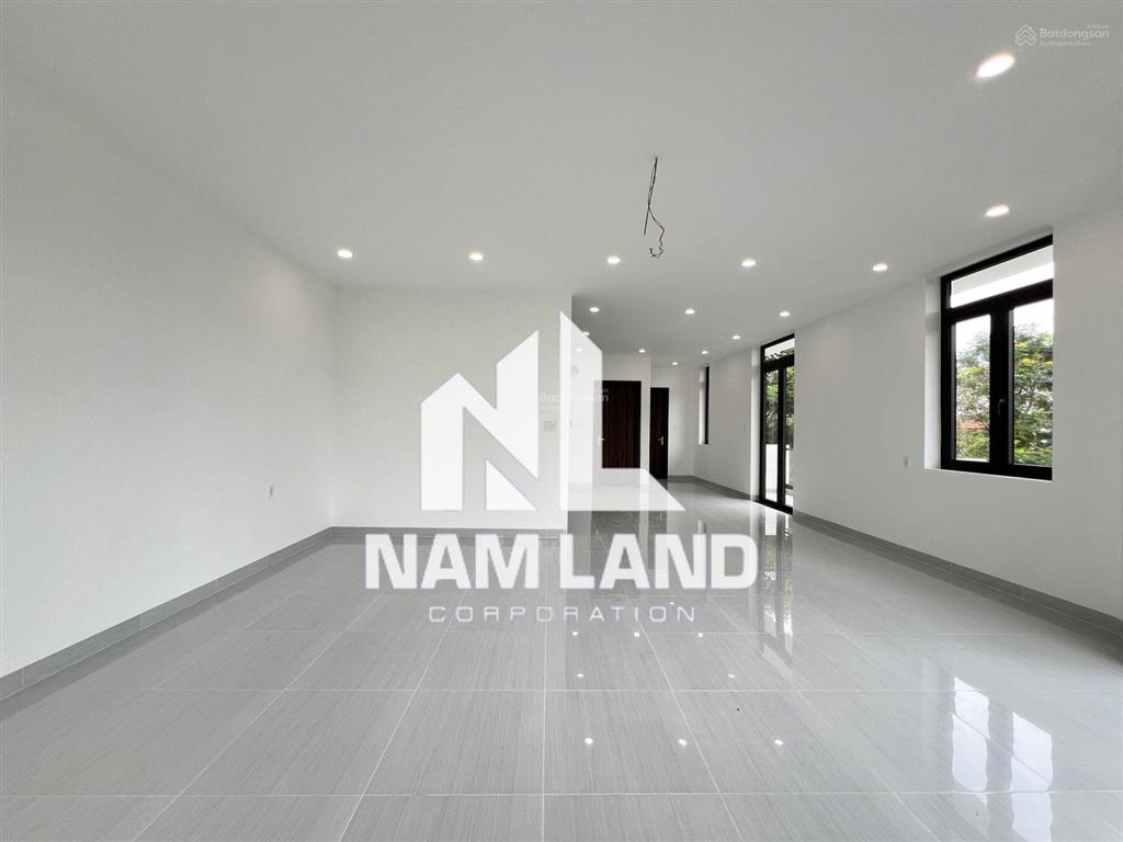 Cho thuê nhà đẹp quận 9, căn góc, nhà mới thiết kế trống phù hợp làm văn phòng công ty chỉ 28 triệu