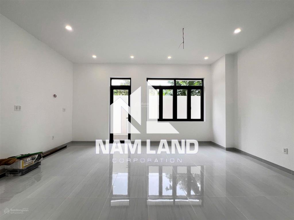 Cho thuê nhà đẹp quận 9, căn góc, nhà mới thiết kế trống phù hợp làm văn phòng công ty chỉ 28 triệu