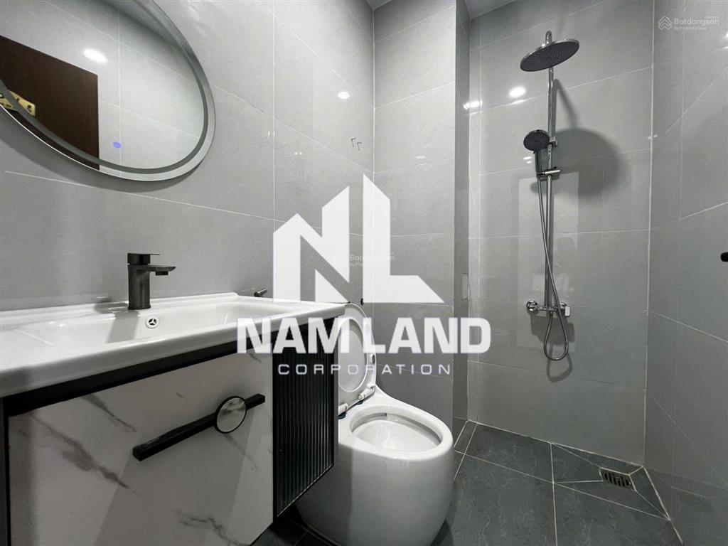 Cho thuê nhà ngang 10m dài 25m đường liên phường quận 9 vào 100m gara 3 lầu 5 phòng hướng tây bắc